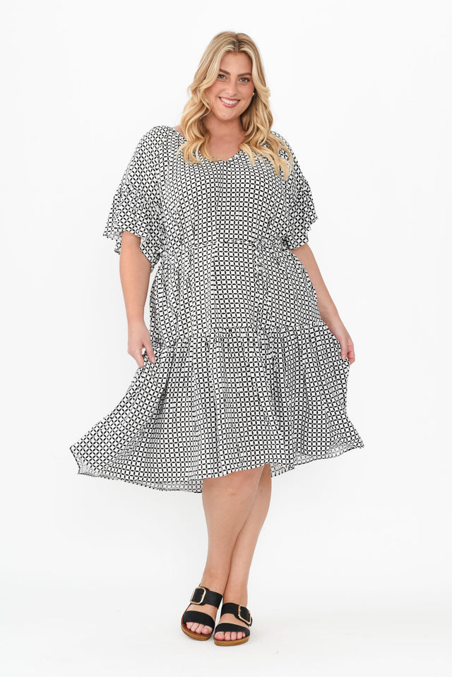 plus-size,curve-dresses,plus-size-summer-dresses,alt text|model:Caitlin image 8