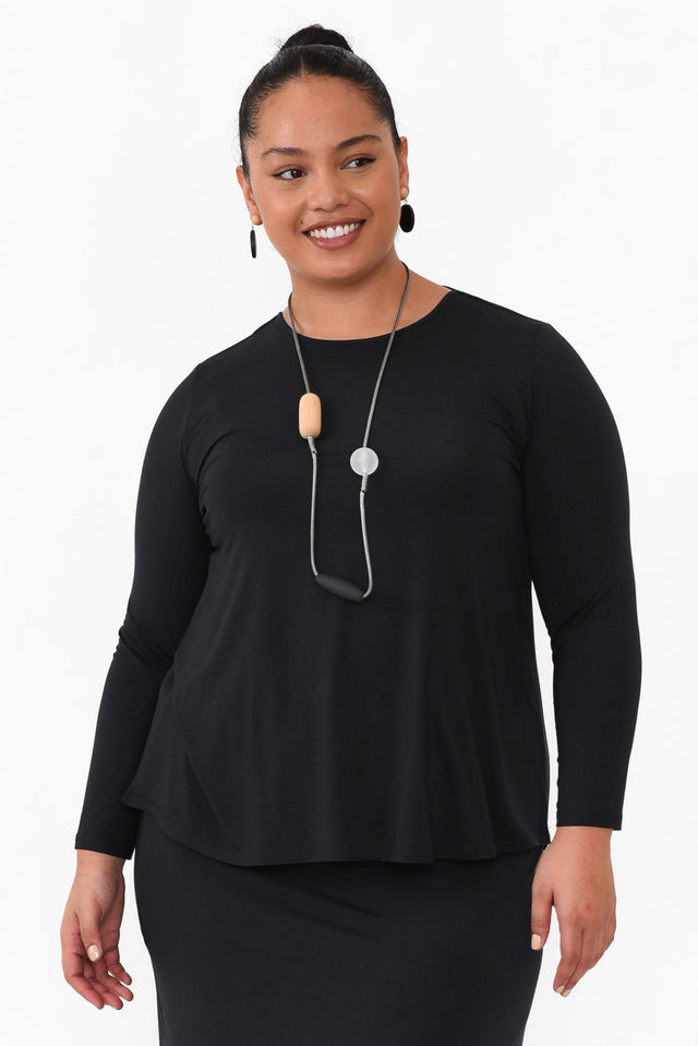 plus-size,curve-basics,curve-tops,plus-size-sleeved-tops,plus-size-basic-tops,plus-size-winter-clothing,facebook-new-for-you  alt text|model:Maiana