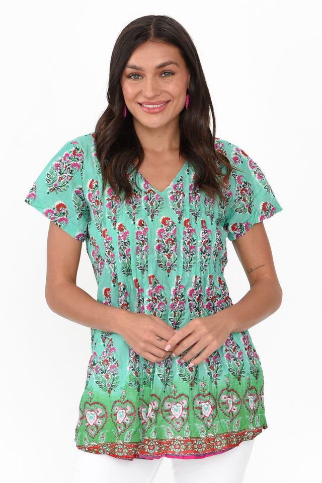 Fia Aqua Botanical Cotton Top neckline_V Neck print_Floral sleevetype_Straight length_Above Hip hem_Straight sleeve_Short TOPS    alt text|model:Brontie