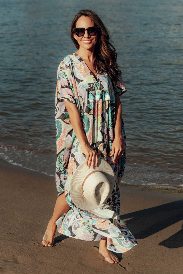 plus-size,curve-dresses,plus-size-maxi-dresses,plus-size-batwing-dresses,plus-size-cotton-dresses,curve-kaftans,plus-size-summer-dresses,alt text|model:Gabby