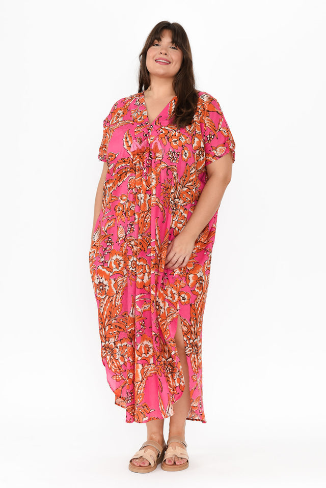 plus-size,curve-dresses,plus-size-maxi-dresses,plus-size-batwing-dresses,plus-size-cotton-dresses,curve-kaftans,plus-size-summer-dresses,alt text|model:Gabby