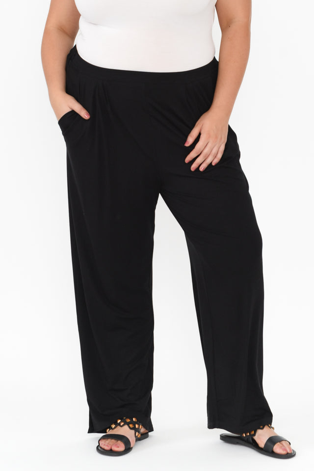 plus-size,curve-bottoms,plus-size-pants,alt text|model:Gabby