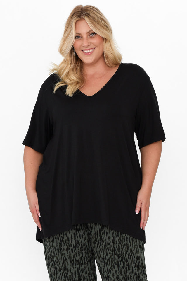 plus-size,curve-tops,plus-size-tunics  alt text|model:Caitlin image 8