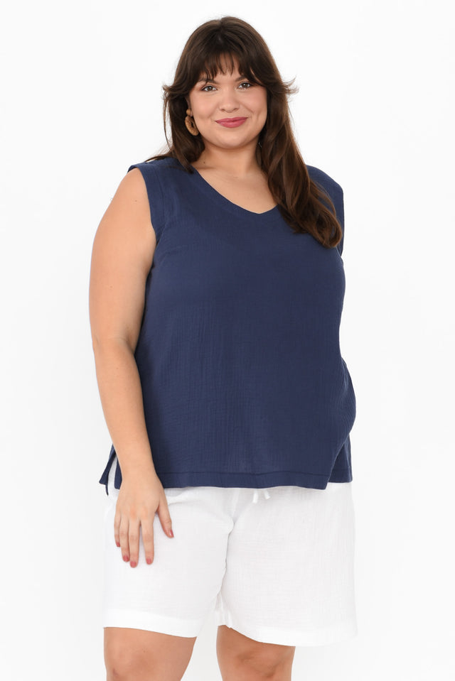 plus-size,curve-tops,plus-size-cotton-tops,alt text|model:Gabby