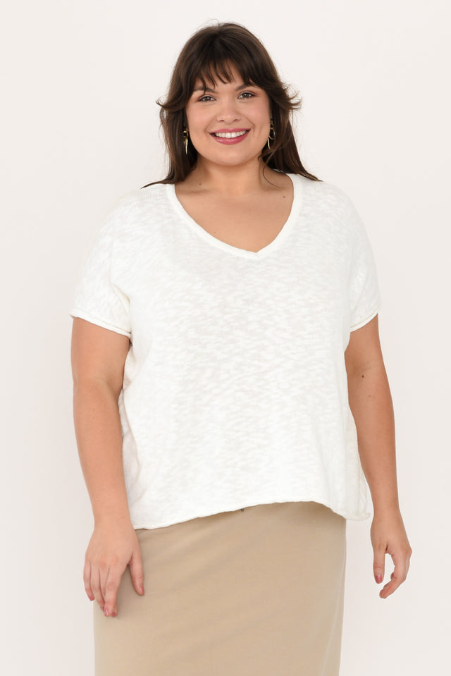 plus-size,curve-tops,plus-size-cotton-tops,alt text|model:Gabby