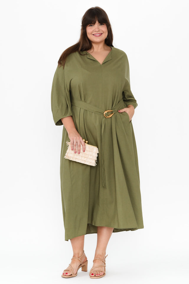 plus-size,curve-dresses,plus-size-maxi-dresses,plus-size-batwing-dresses,plus-size-linen-dresses,plus-size-evening-dresses,plus-size-wedding-guest-dresses,plus-size-cocktail-dresses,plus-size-formal-dresses,plus-size-mother-of-the-bride-dresses,plus-size-race-day-dresses,plus-size-work-edit,plus-size-summer-dresses,alt text|model:Gabby