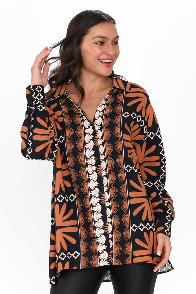 Silia Brown Geo Collared Shirt neckline_V Neck print_Abstract sleevetype_Statement length_Long hem_Straight sleeve_Long TOPS    alt text|model:Brontie