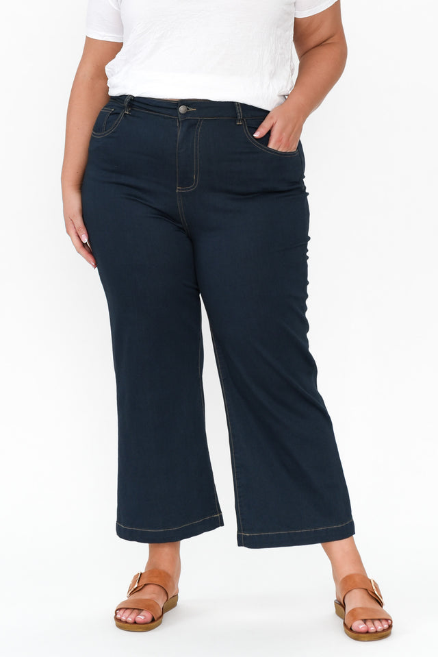 plus-size,curve-bottoms,plus-size-pants,plus-size-jeans  alt text|model:Caitlin image 7